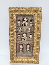 Antikes miniatur beinhaus - antikes,
