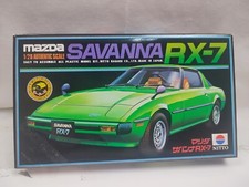Nitro 1/28 Mazda Savanne Rx7 motorisiert selten Vintage Maßstab Modellbausatz 