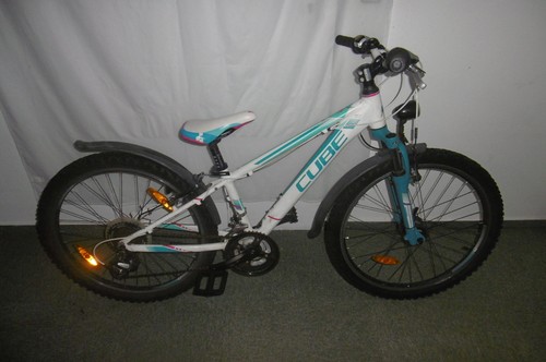 Cube race 240 street top - race,
