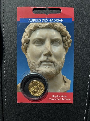 Aureus des hadrian museums - aureus,