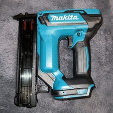 Makita Akku-Stauchkopfnagler DFN350Z 18V, 15-35 mm ohen Akku und Ladegerät
