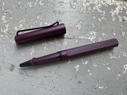 Lamy safari scarlet