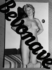 Akt Foto schöne Frau VB Serie