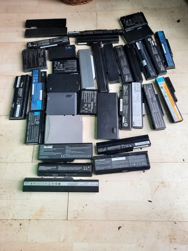 Laptop akkus konvolut - x,