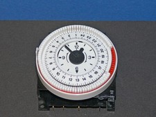 Analog Einbau / Aufbau Tages