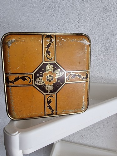Antike blechdose 16x16x6 - antike,