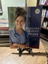 Menschen im Beruf Pflege