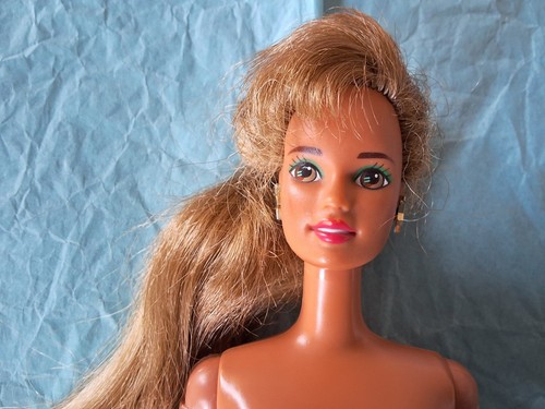 Barbie - ,