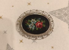 Alte Trachten-Brosche, Petit