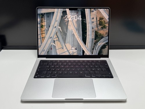 Macbook pro max - pro, 14",