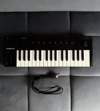 Native Instruments Komplete Kontrol M32