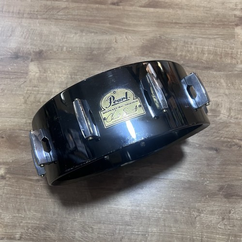 Pearl chad smith signature - chad,