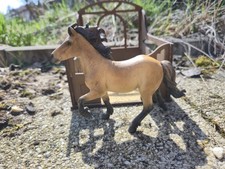 Schleich Pferd Repaint Breyer