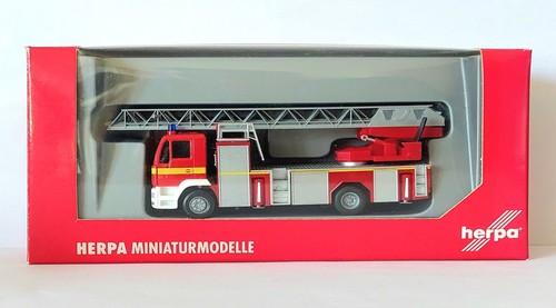 Herpa feuerwehr man - man, 23/12
