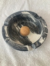 Schöner unbenutzter Keramik