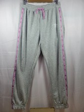 Umbro Grey Heather Logo Tapped