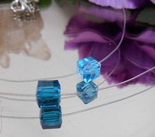 Unsichtbare Kette schwebender Kristallglas Würfel Türkis Töne - Nylon transpar