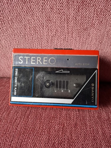 Sanyo gp9 red stereo - ,