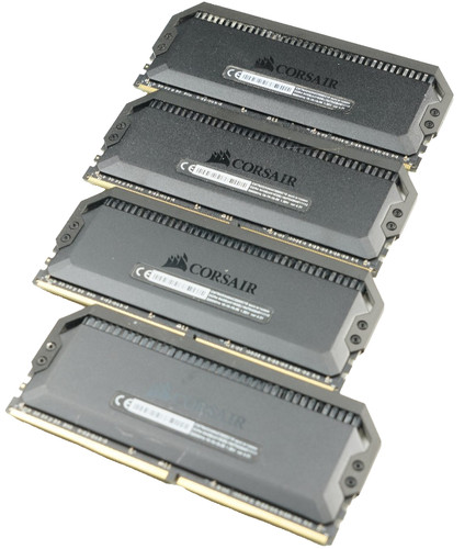 64gb corsair dominator - 64gb,