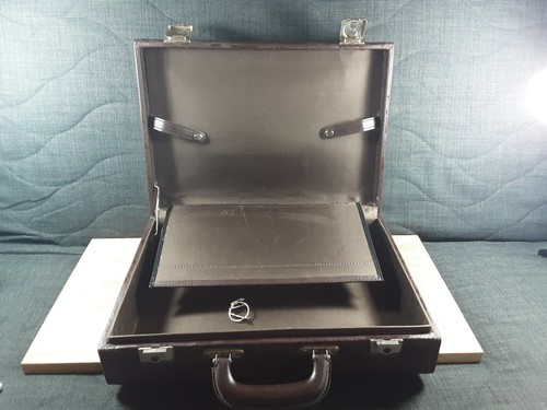 Leder koffer mit zwei - koffer,