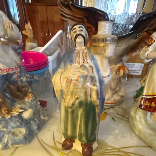 Porzellanfigur mann tracht - in,