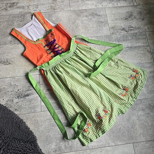 Landhaus dirndl mit schürze - landhaus,