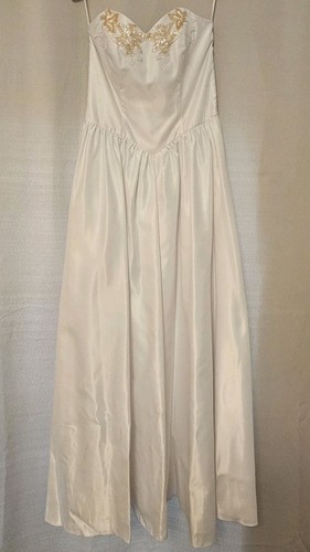 Schlicht elegantes brautkleid - schlicht,