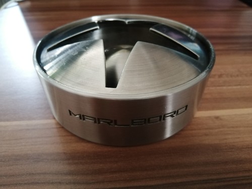 Marlboro aschenbecher mit - marlboro,