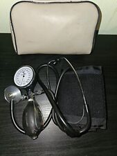 Riester Blutdruckmessgerät mit Stethoskop, Pumpball, rostfreier Edelstahl