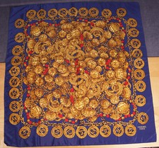 Chanel Tuch Schal Halstuch Medaillon Münzen Navy Blau Seide 87 x 87 cm