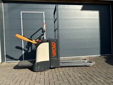 Niederhubwagen Ameise Crown WP 3040 S mit Mitfahrplattform