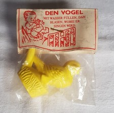 Vogelpfeife gelb DDR Ungarn Vogel Pfeife in OVP selten