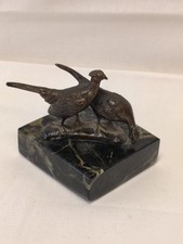 Antike Fasanen Skulptur Metall Figur auf schwarzem Marmor Sockel