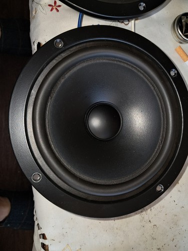 Quart bass - mb,