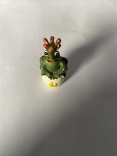 Deko Frosch Königin stehend