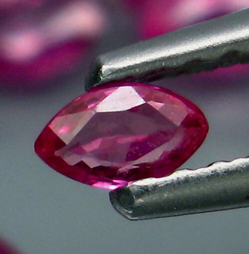 Rubin ruby marquise - 1x,