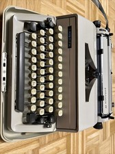 Triumph Reiseschreibmaschine