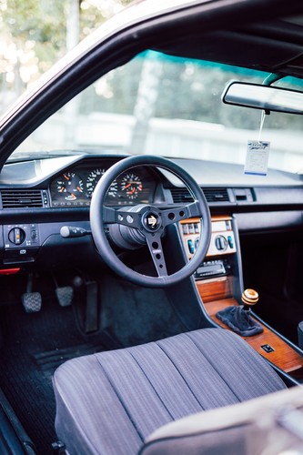 Momo prototipo lenkrad w124 - momo,
