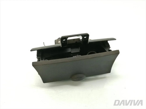 Mazda aschenbecher vorne - mazda, in