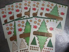 10 Stanzbogen-Tannen Geschenkbox-Weihnachten-Ideen mit Herz