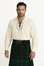 Cremefarbenes schottisches Highland jakobitisches jakobinisches Ghillie Kilt-Shirt