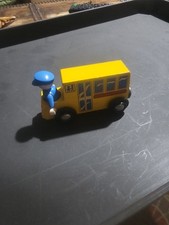 Brio Schulbus mit Fahrer