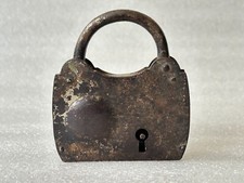 Lock-Rare Alt Vintage