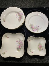 Porzellan antik alt Teller und Schüsseln floral Veilchenstrauß