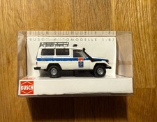 Top: Busch 43517 Toyota Land