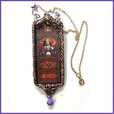 Magischer Talisman Hexe