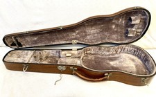 Französischer Geigenkasten