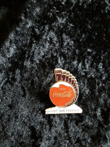 Coca cola pin visit - coca-cola,