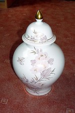 Kaiser Deckelvase  Form