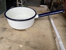 Alte Emaille Stieltopf Kochtopf Kasserolle DDR Weis Blau  22 cm